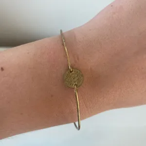 Delicate Gold-Tone Wire Bracelet with Coin Charm thumbnail 2