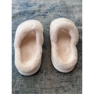 Cream Faux Fur Platform Slipper Slides Euro 40 - 41 US Size 7.5 thumbnail 4