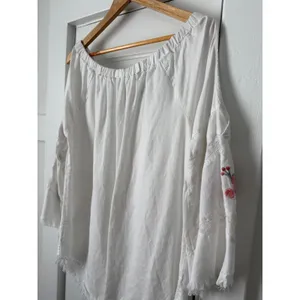 Standard Grace White Boho Embroidered Lace Tunic Off Shoulder Bell Sleeve Small thumbnail 4