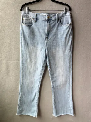 7 For All Mankind Light Wash Cropped Bootcut Jeans Size 31 High Rise Raw Hem‎ thumbnail 2