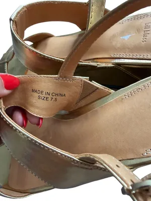 BILL BLASS Gold Platform Sandals Size 7.5 thumbnail 7