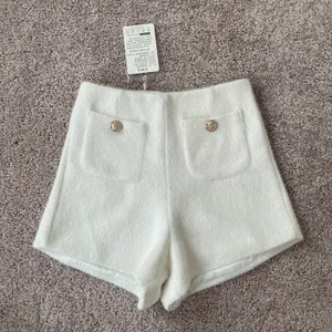 White Shorts thumbnail 1
