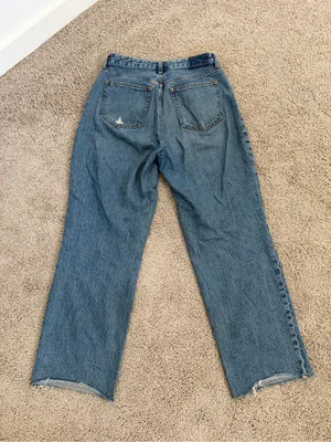 Curve Love High Rise Loose Jean (6) thumbnail 5