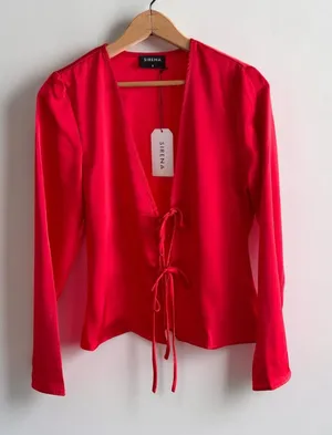 Sirena Red Satin Tie Front Long Sleeve Blouse V-Neck Top Size S NWT thumbnail 1