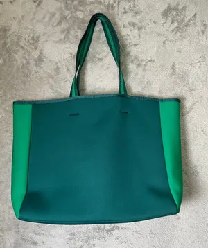 SUMMERSALT Seaglass Seaweed Green Neoprene Waterproof Beach Tote Bag thumbnail 1