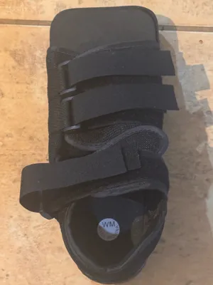 Right foot boot for sprained ankle. Never worn. New without tags. thumbnail 2