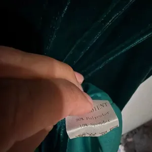 Trendy & Unique Women’s Medium Emerald Green Velvet Ruched Bodycon Mini Dress #1 thumbnail 8