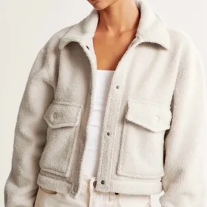 Abercrombie & Fitch Cropped Sherpa Shirt Jacket in Cream thumbnail 1