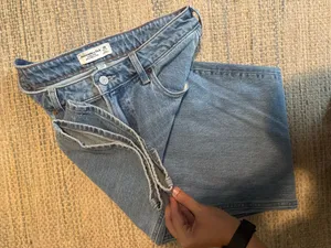 Abercrombie High-Rise Relaxed 90s Curve Love thumbnail 3