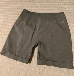 YoungLA Grey Womens Shorts with Scrunch Size Medium EUC Gray thumbnail 1