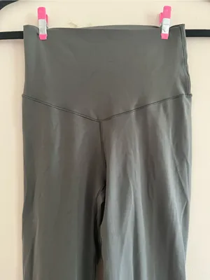 Aerie High Rise Leggings Olive Green XS Earthy Pilates Minimalist thumbnail 2