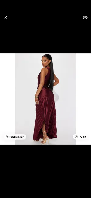 FashioNova Formal dress thumbnail 2
