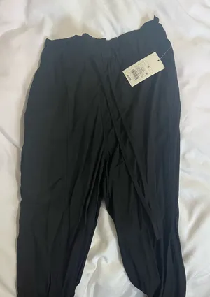 A New Day NWT cinch waist pants thumbnail 1