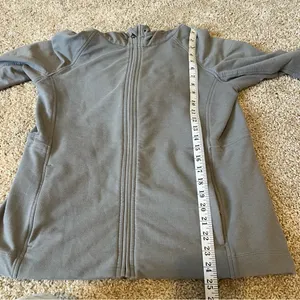 Women's Gray Lululemon Hooded Jacket thumbnail 6