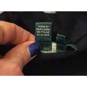 Lauren Ralph Lauren Sweater in Black Silk and Cashmere Blend sz. Medium thumbnail 9