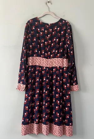 Boden NWT Navy Conker Clover Geo Daisy Dress thumbnail 5