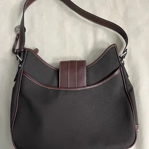 🤎 Etienne Aigner Brown Leather & Canvas Shoulder Bag | Classic Buckle Hobo thumbnail 2