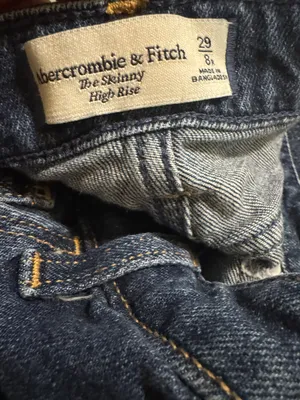 Abercrombie The Skinny High Rise Size 8 thumbnail 4