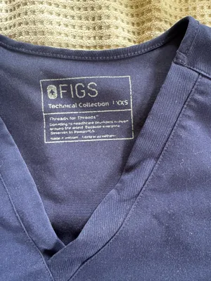 FIGS Scrubs Set thumbnail 2