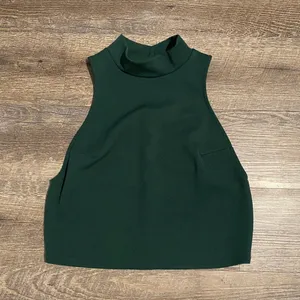 Sleeveless Top Green thumbnail 1