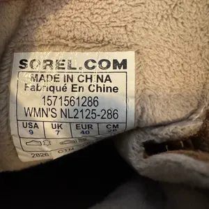 Sorel Tan and Brown Boots women’s 9 thumbnail 7