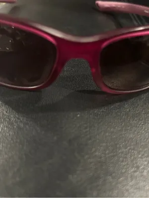 Costa Women's Burgundy Frame Sunglasses with Tinted Lenses thumbnail 7