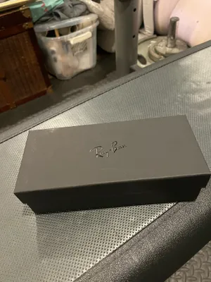 Ray-Ban Aviator Sunglasses thumbnail 2
