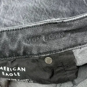 American Eagle Outfitters Black Mom Straight Jeans thumbnail 6