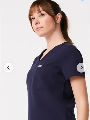 Figs Technical Collection in Deep Blue Nurse scrubs size large 2 piece set thumbnail 12
