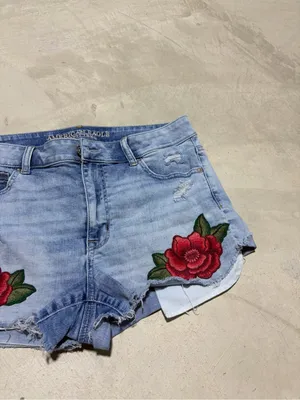 American Eagle Outfitters Blue Denim hi-rise shortie Red Rose Embroidery 14 thumbnail 3