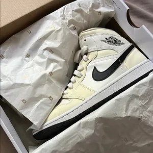 Nike Air Jordan 1 Mid Ivory and Black Shoes thumbnail 2