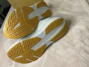 Unisex Brooks Launch 11 Running Shoes Mens size 7 Womens size 8.5 thumbnail 7