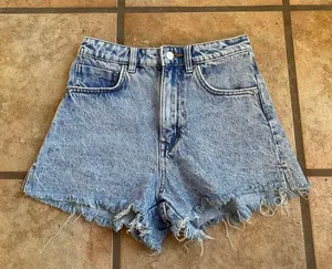 Zara Women Light Blue Distressed Cut Off Denim Shorts Size 2 thumbnail 3