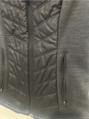 ZELLA woman’s black puffer vest size medium thumbnail 4