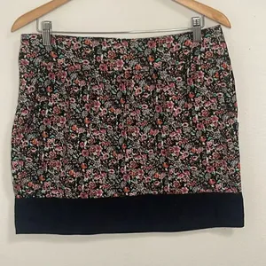 BDG floral cotton mini skirt. Size 12. thumbnail 1