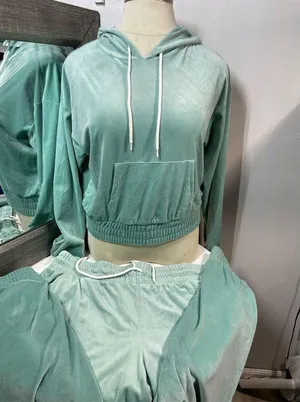 No Boundaries Juniors Velour Hoodie & Pants Set Green Casual Outfit XXL thumbnail 3