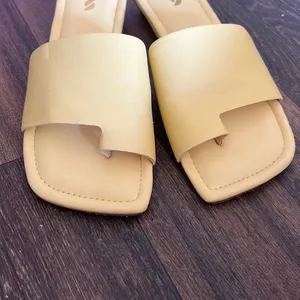 FRANCO SARTO Yellow sandals thumbnail 2