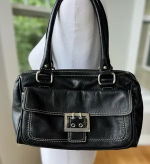 Vintage Y2K Wilson’s Leather Black Leather Purse with Oversized Silver Buckle thumbnail 1