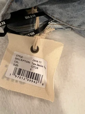 Seroya denim top Size S Ties in the back Blue thumbnail 3