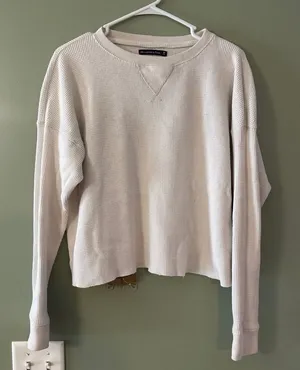 Abercrombie & Fitch Women's Cream Crew Neck Cropped Sweater thumbnail 1