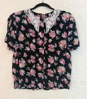 Bryn Connelly Vintage‎ Floral Lace Collar Blouse Black Pink Short Sleeve Small thumbnail 1