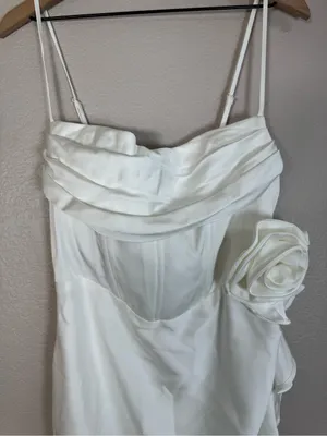 Club L London On The List White Asymmetrical Corset Midi Dress Floral Drape $145 thumbnail 10