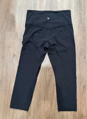 Athleta Elation Capri Leggings Womens Medium‎ Black High Rise Yoga Workout 19in thumbnail 1