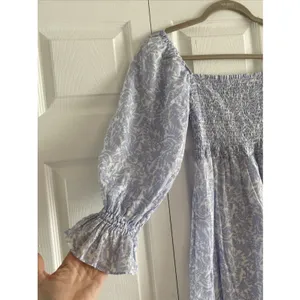 o.p.t. Floral Smocked Midi Dress‎ Womens Size S Blue White Puff Sleeve Toile thumbnail 5
