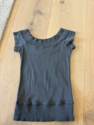 Brandy Melville Top thumbnail 2