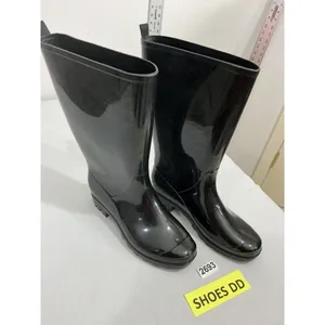 Womans Size 9 Black Tall Rubber Rain Boots thumbnail 2