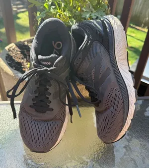 New Balance 940v4 Shoes Womens Size 7 Black Running Comfort Walking Sneaker thumbnail 1