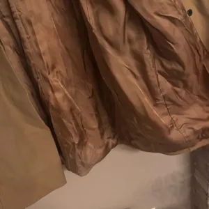 ARITZIA | BABATON‎ Connor Trench Jacket thumbnail 8