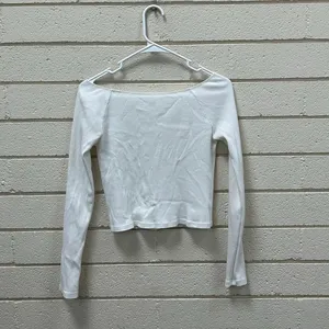 Brandy Melville White Off the Shoulder Long Sleeve Top one size thumbnail 4