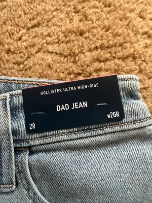 Hollister Dad Jeans thumbnail 3